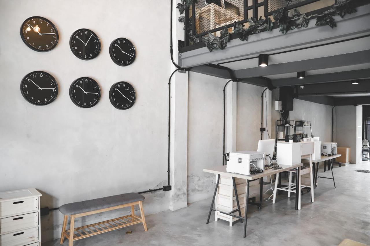 The Cube Hostel Khaosan Bangkok Exterior photo