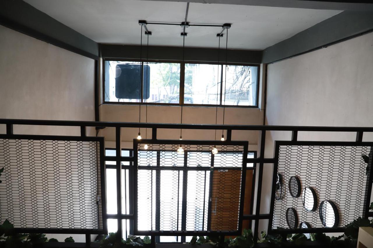 The Cube Hostel Khaosan Bangkok Exterior photo