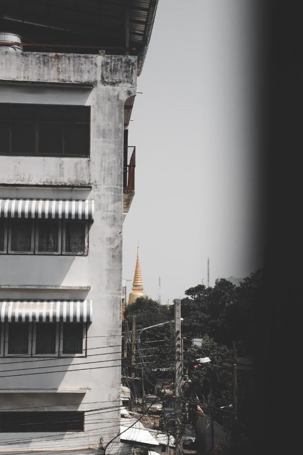 The Cube Hostel Khaosan Bangkok Exterior photo