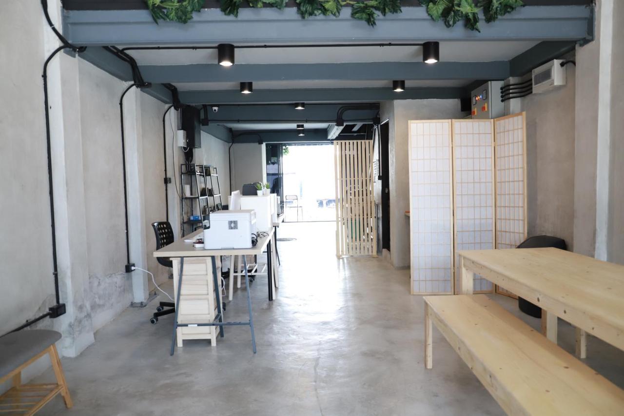 The Cube Hostel Khaosan Bangkok Exterior photo